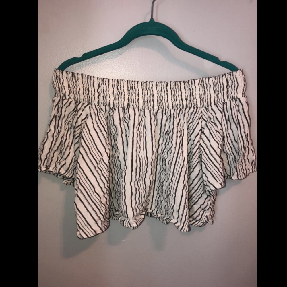 STRIPED OFF THE SHOULDER SHIRT